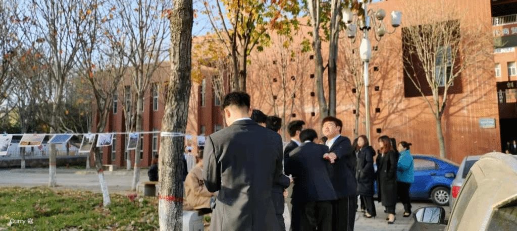 非正式会议10余次